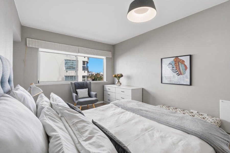 1 Bedroom Property for Sale in Mouille Point Western Cape